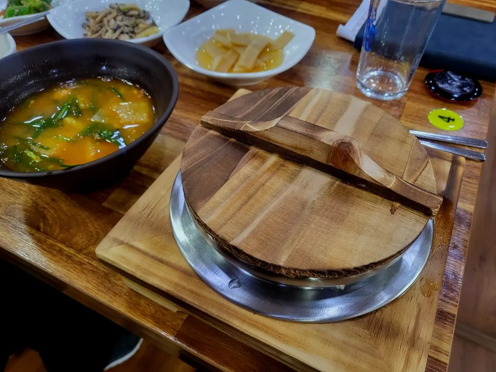 오리본가앤코다리냉면 본점 설치 사진 9